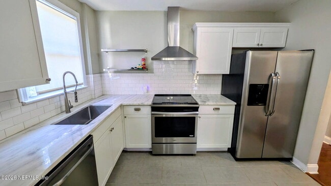 Building Photo - 1218 Dancy St