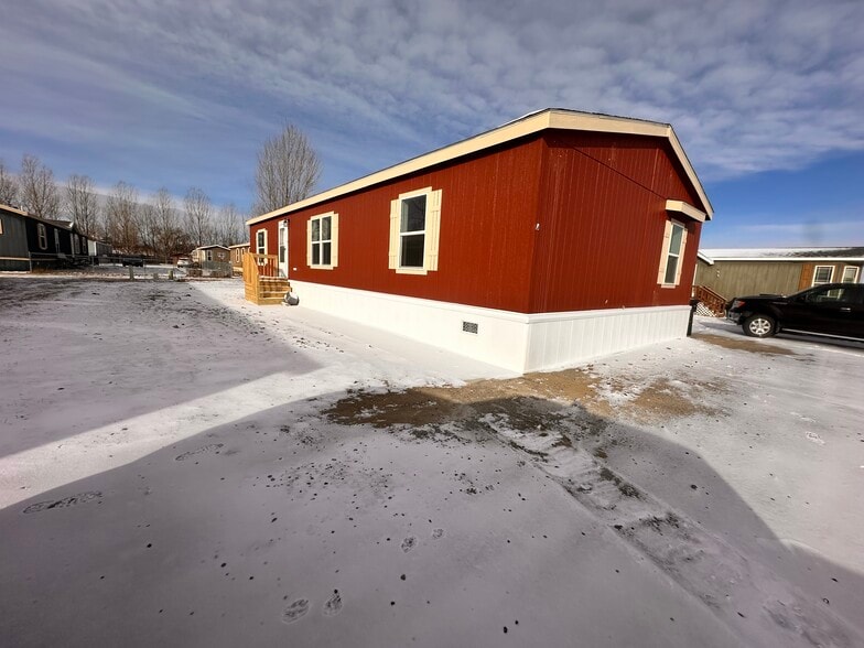 Building Photo - 26 Jubilee St