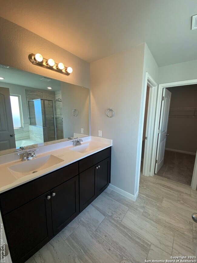 Building Photo - 1378 Rios Bend Dr