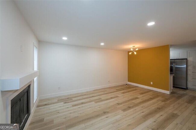 Building Photo - 200 River Mill Cir