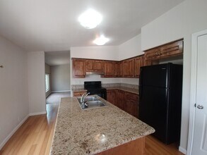 Building Photo - 3 Bd 2 Bath Home with Amazing Views in Marsing