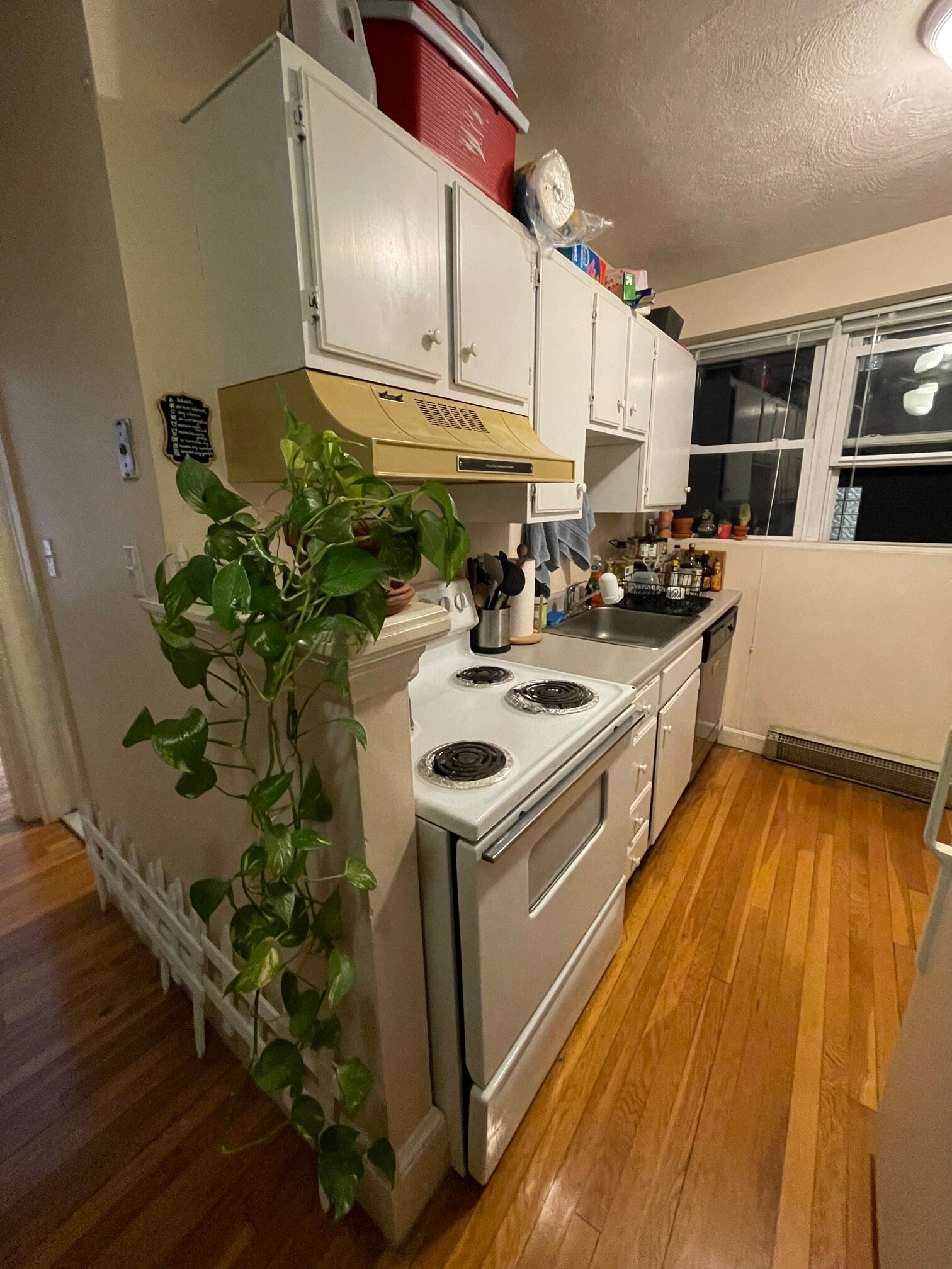 Building Photo - 402 Highland Ave