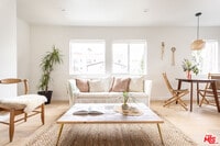 Building Photo - 3615 1/2 Bellevue Ave