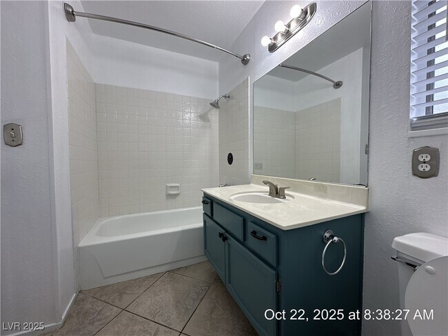 Building Photo - 2341 Moorpark Way