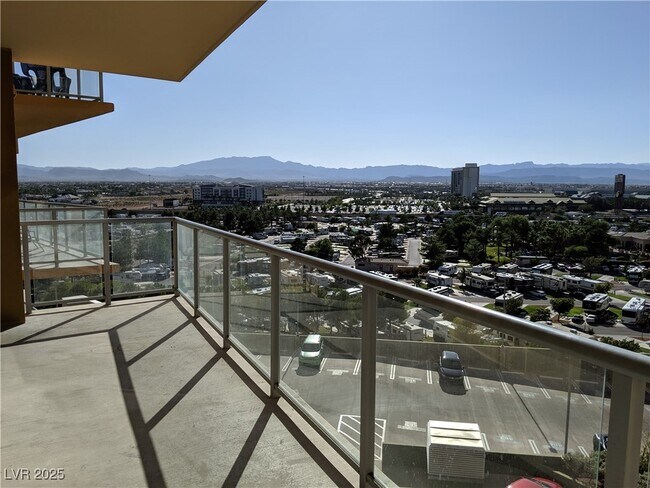 Building Photo - 8255 S Las Vegas Blvd