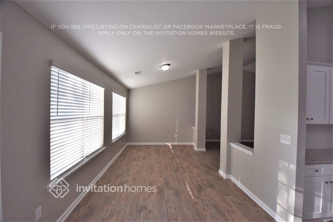 Building Photo - 1044 Southwood Dr