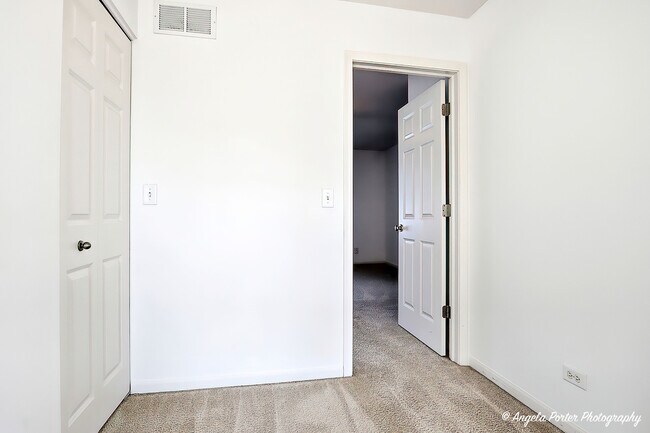 Building Photo - 2067 Concord Dr