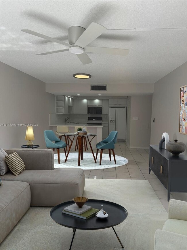 Building Photo - 8810 SW 132nd Pl