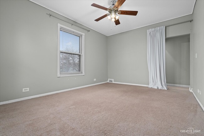 Building Photo - 217 Washburn St