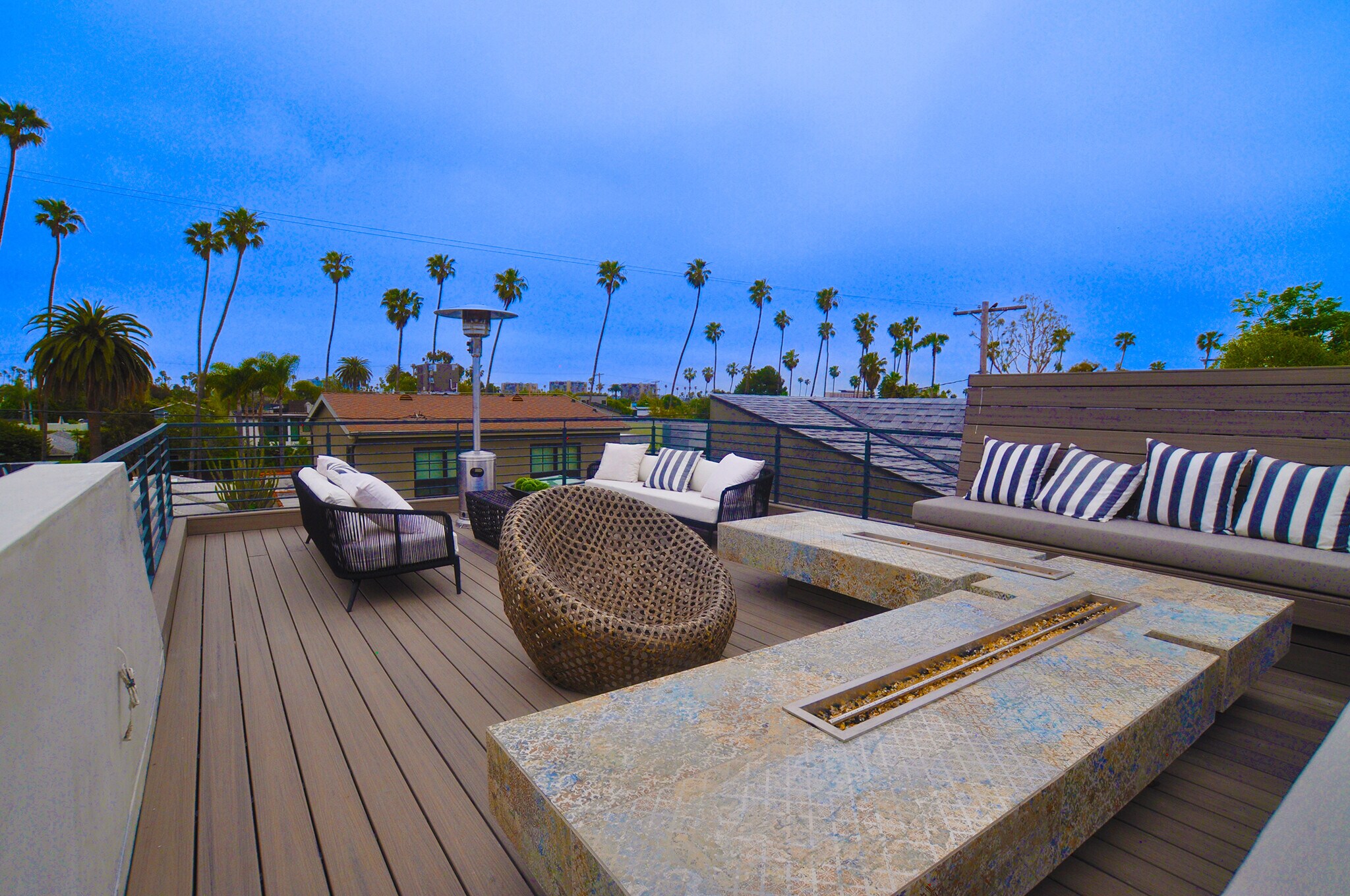 Building Photo - 838 California Ave