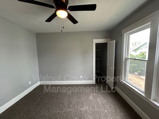 Building Photo - 839 Allison Ave