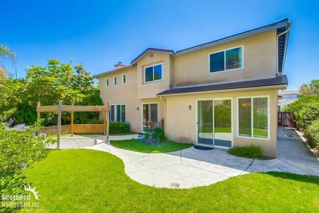 Building Photo - Gorgeous 4Bdm 2.5Ba Two-Story Home in San ...