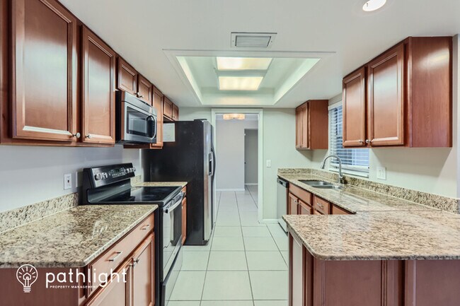 Building Photo - 2272 Habersham Drive