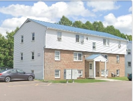 Primary Photo - 119 Main St