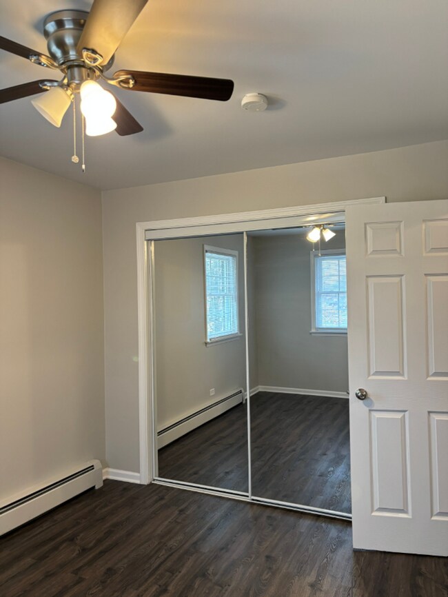 Building Photo - 608 Kungs Way