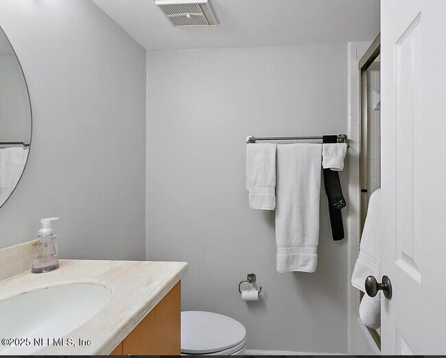 Building Photo - 91 San Juan Dr