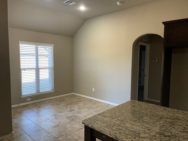 Building Photo - Willow Creek Estates - BIXBY SCHOOLS - 4 B...