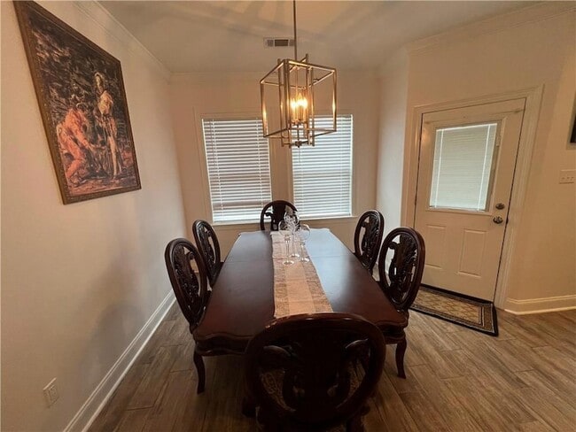 Building Photo - 2708 Volpe Dr