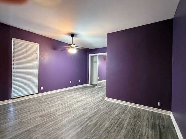 Building Photo - 2110 Lariat Trail