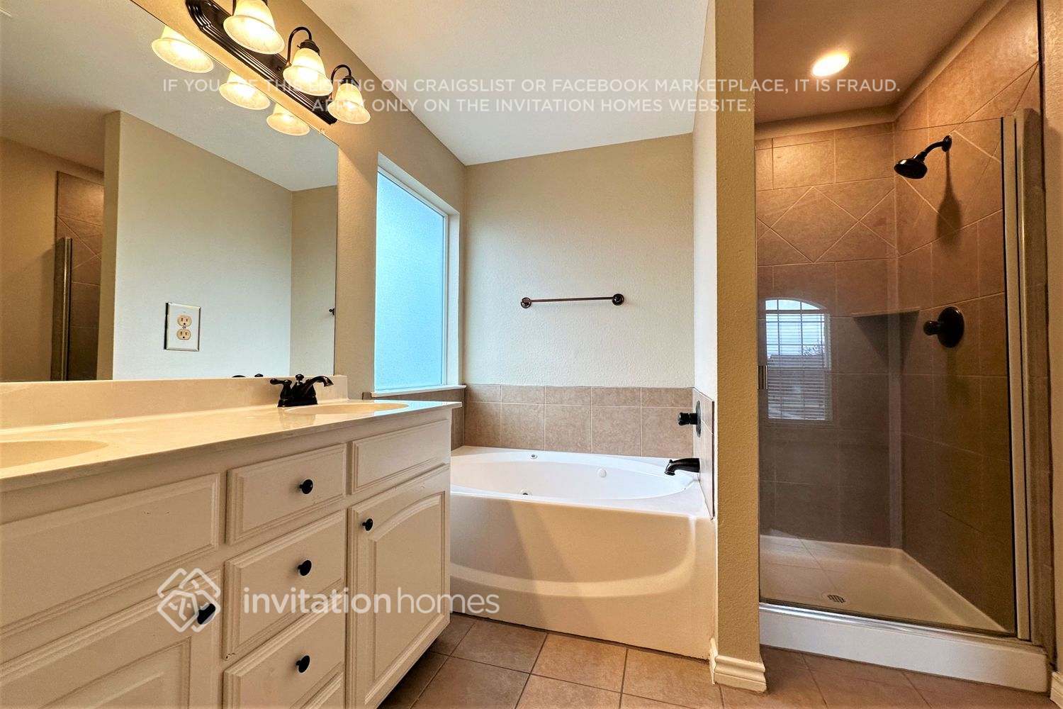 Building Photo - 830 Randall Rd