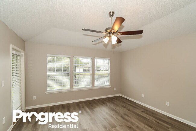 Building Photo - 707 Red Cedar Ct