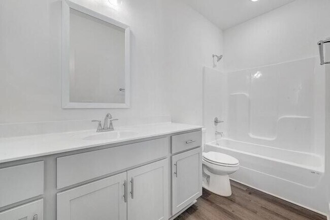 Building Photo - 128 Huntley Dr