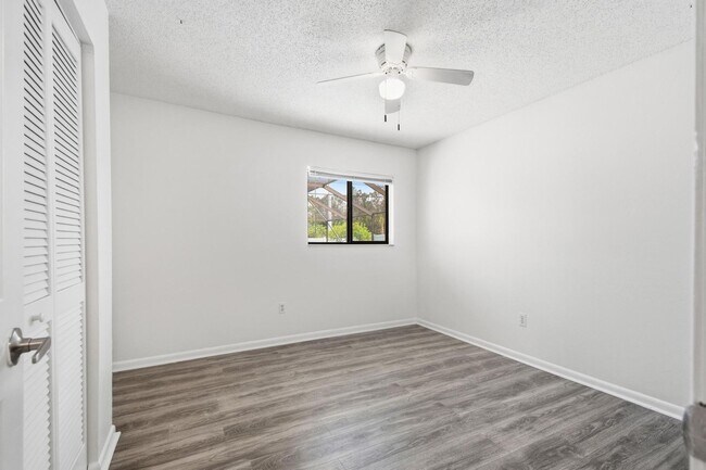 Building Photo - Amazing Pool Home!