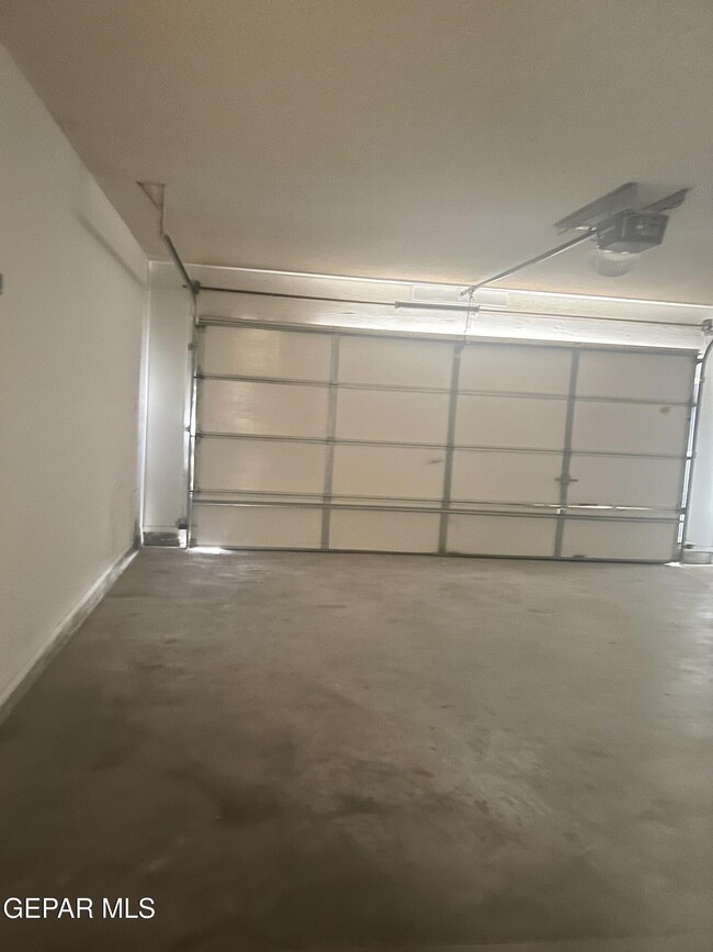 Building Photo - 7317 Desierto Azul Dr