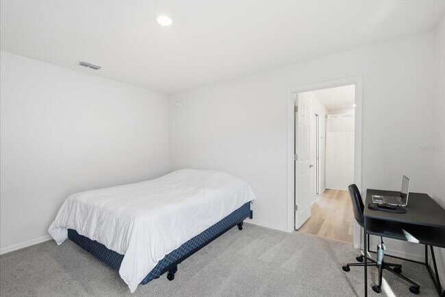 Building Photo - 2731 Idyll Lks Cir