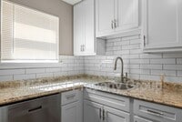 Building Photo - 23 Juno Dr