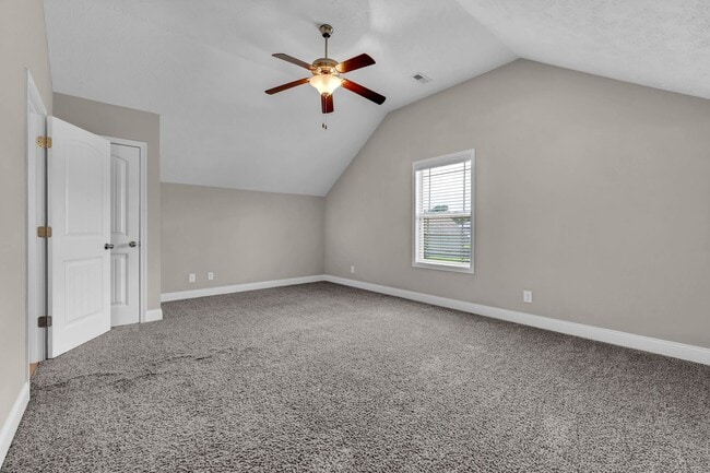 Building Photo - 987 Promenade Dr