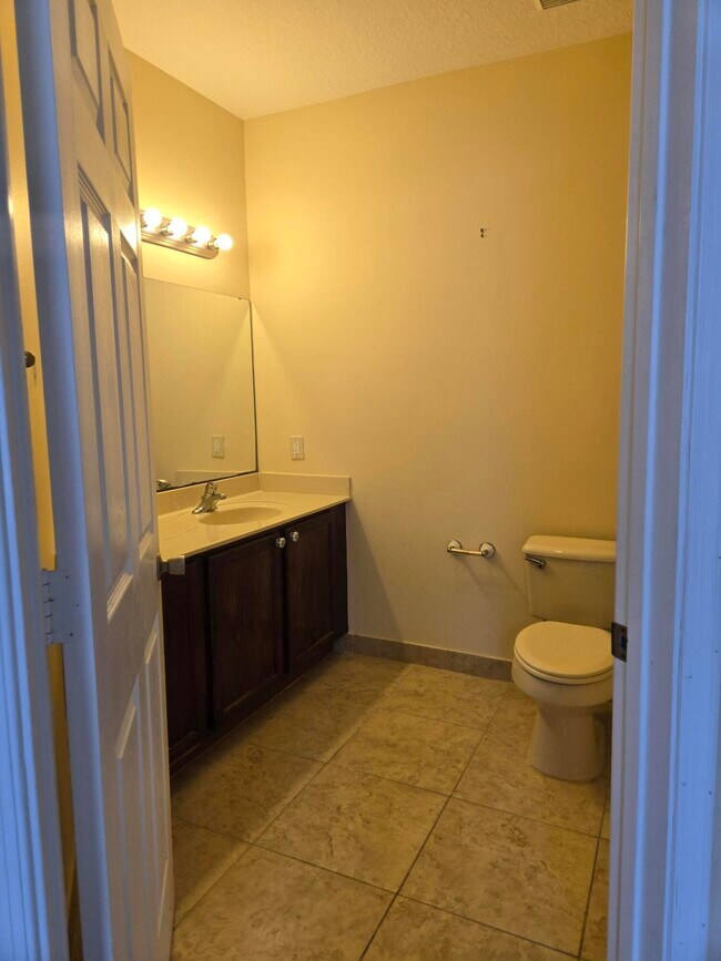 Building Photo - 3141 Laurel Ridge Cir