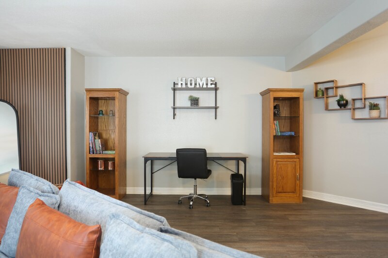 Building Photo - 9011 Welles Way