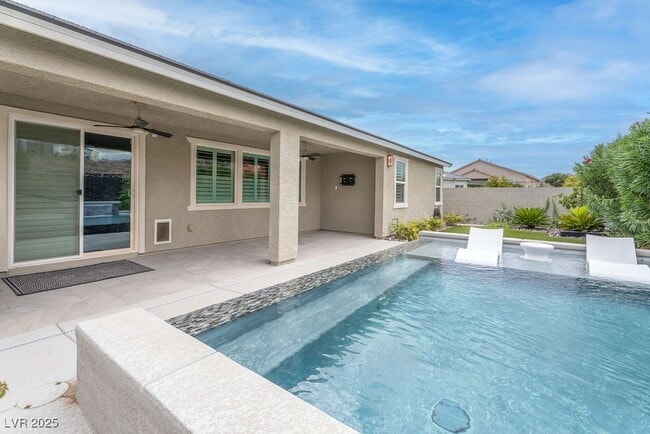 Building Photo - 2489 Cingoli St