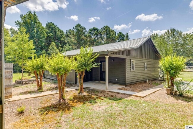 Building Photo - 281 Williams Rd