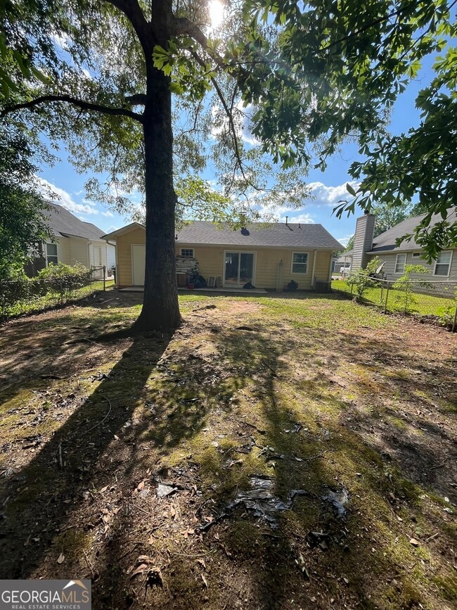 Building Photo - 138 Crystal Brook