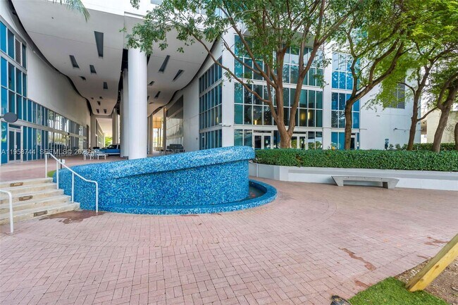 Building Photo - 185 SW 7th St