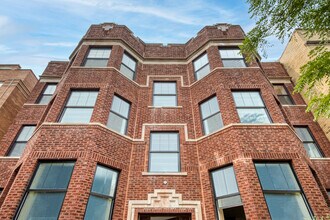 Building Photo - 4626 N Ashland Ave