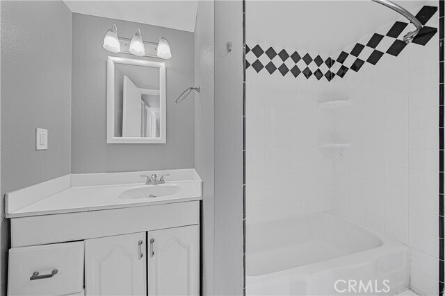 Building Photo - 8249 Haseltine Green