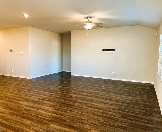 Building Photo - 2128 Proteus Dr