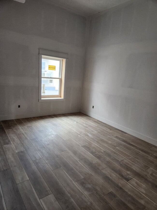 Building Photo - Historic Rehab in Panora