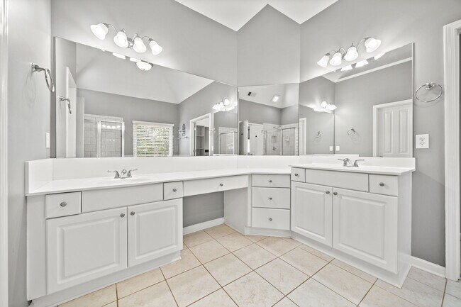 Building Photo - 521 Wooded Mountain Trail
