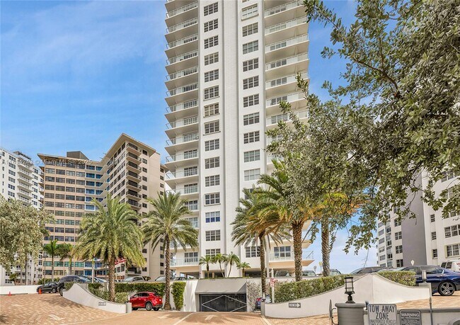 Building Photo - 3750 Galt Ocean Dr