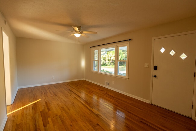 Living Room - 4698 Garrett Dr SW