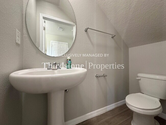 Building Photo - 1373 Tan Tara Trl