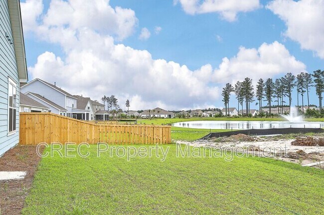 Building Photo - 166 Whaler Ave