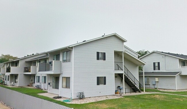 Building Photo - 1775 Auction Rd