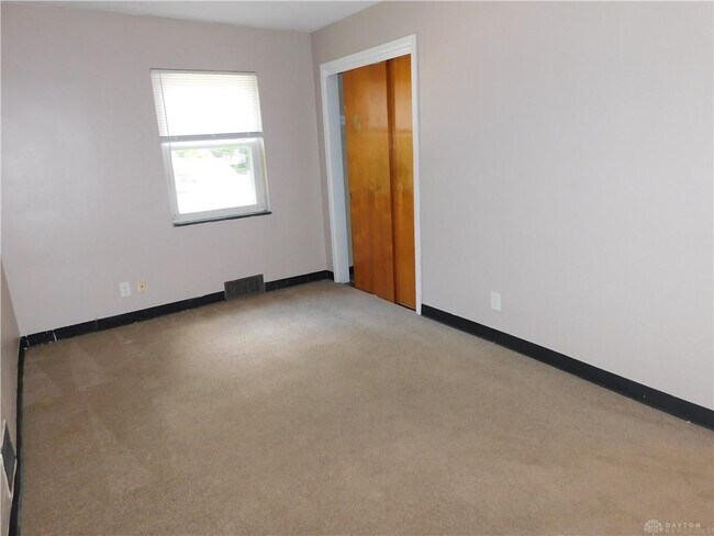 Building Photo - 600 Hadley Ave