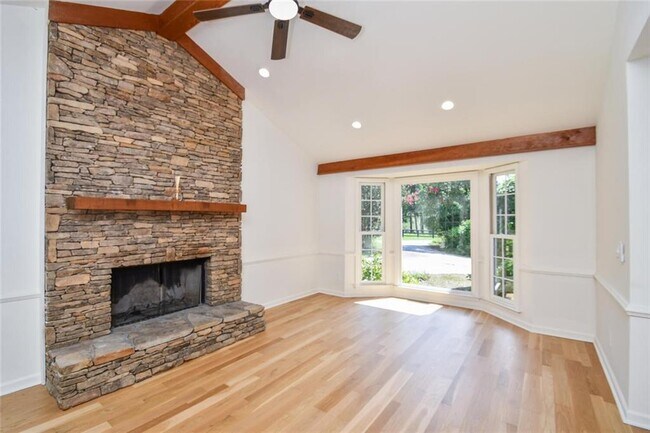 Building Photo - 17040 Birmingham Rd