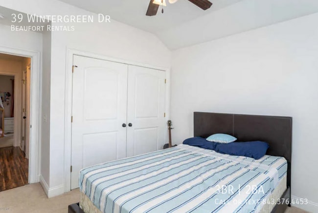 Building Photo - 39 Wintergreen Dr